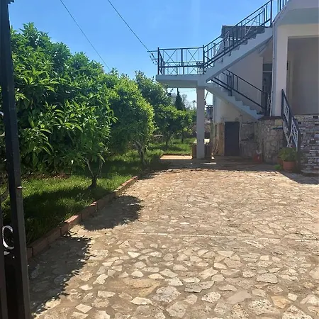 Ahmeti * Ksamil